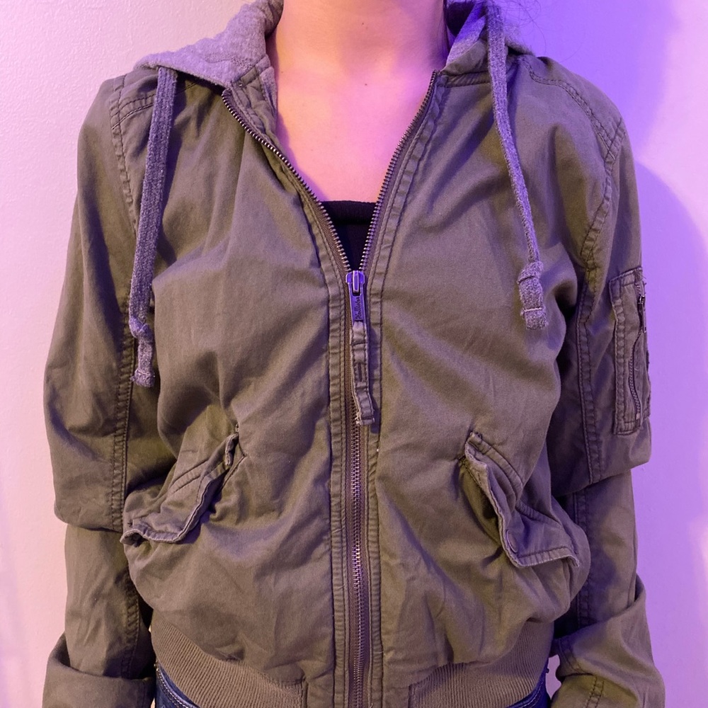 hollister green jacket